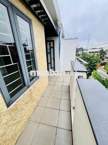 Bán rẻ bán nhanh mặt tiền Bình Tân giáp Tân Phú