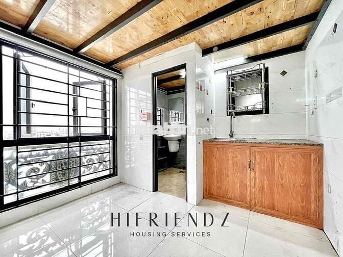 CĂN HỘ DUPLEX GÁC CAO MÁY LẠNH, CỬA SỔ TRỜI SIÊU RÔNG NGAY NGÃ TƯ 4 XÃ