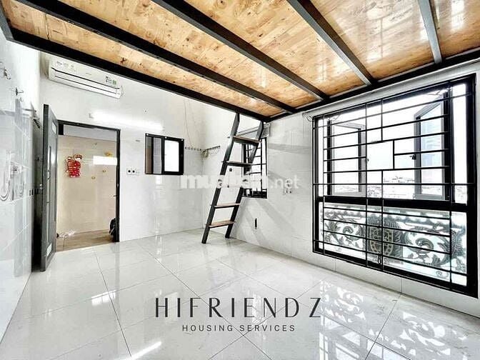 CĂN HỘ DUPLEX GÁC CAO MÁY LẠNH, CỬA SỔ TRỜI SIÊU RÔNG NGAY NGÃ TƯ 4 XÃ