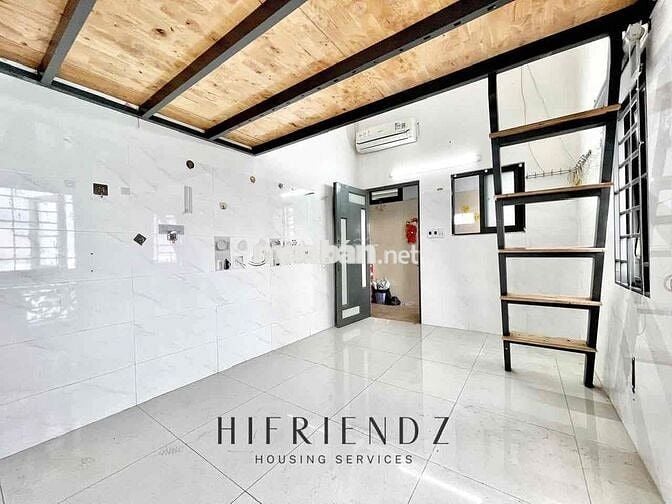 CĂN HỘ DUPLEX GÁC CAO MÁY LẠNH, CỬA SỔ TRỜI SIÊU RÔNG NGAY NGÃ TƯ 4 XÃ