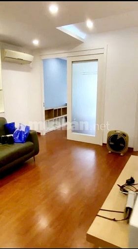 Chính chuủ cho thuê Chung Cư Liễu Giai, Vạn Phúc 70m2 Giá 13 tr
