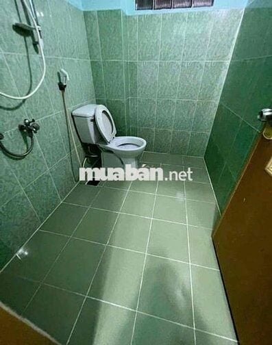 Cần cho thuê nhà hxt 4.1x18m 2 lầu st 4pn 3wc nhà sạch sẽ 14.999000d
