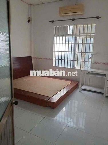 BÁN NHÀ CẤP 4 - 56m2  SỔ HỒNG RIÊNG, KHU VỰC QUẬN GIÁ 1TỶ35