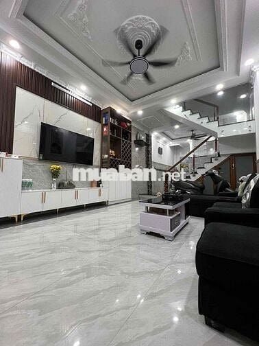 nhà chính chủ 4x12,5m 4 tầng Full Nội Thất hẻm xe hơi khu đồng bộ