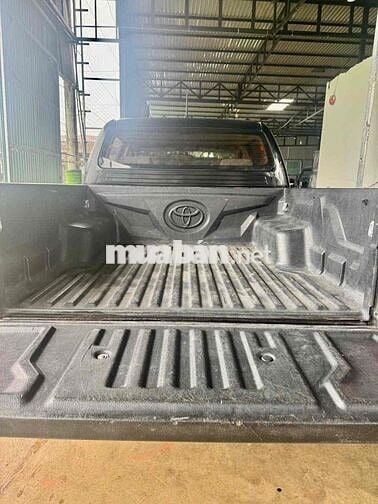 Toyota Hilux 2014 Số sàn Đen 131637 km