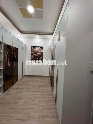 nhà chính chủ 4x12,5m 4 tầng Full Nội Thất hẻm xe hơi khu đồng bộ