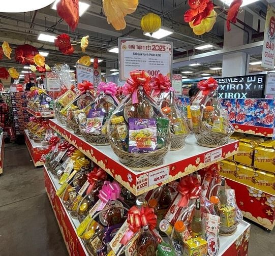 🧧NHÂN DỊP TẾT SẮP ĐẾN TUYỂN BÁN HÀNG TẠI QUẦY CHO DỊP TẾT LƯƠNG CAO🧧