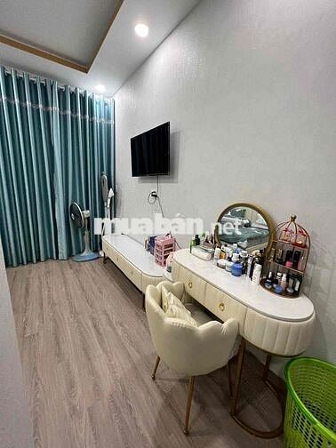 nhà chính chủ 4x12,5m 4 tầng Full Nội Thất hẻm xe hơi khu đồng bộ