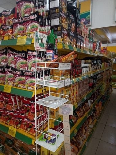 Tuyển Nhân viên Bán hàng Noel,Tết.