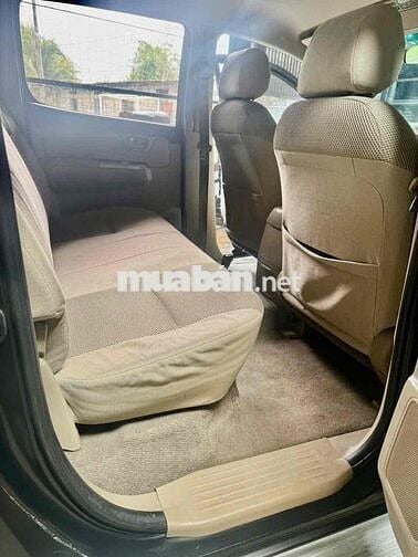 Toyota Hilux 2014 Số sàn Đen 131637 km