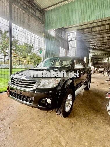 Toyota Hilux 2014 Số sàn Đen 131637 km