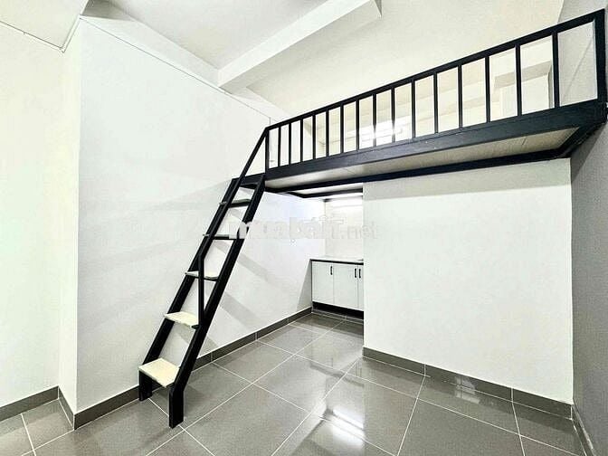 Địa chỉ:566  Nguyễn Thái Sơn P5  - Nội thất: máy lạnh, kệ bếp, TỦ LẠNH