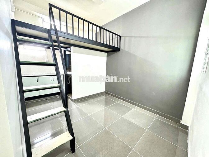 Địa chỉ:566  Nguyễn Thái Sơn P5  - Nội thất: máy lạnh, kệ bếp, TỦ LẠNH