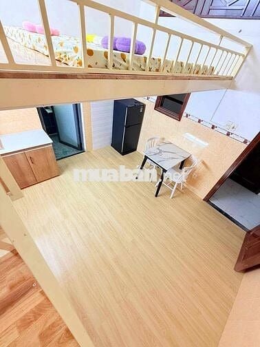 Phòng gác cao rộng thoáng mới giá rẻ Quận 10