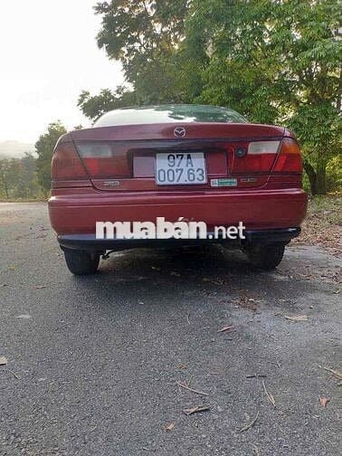 Mazda 323 Đỏ Số sàn