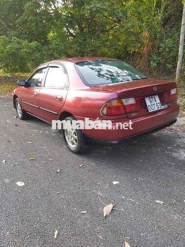Mazda 323 Đỏ Số sàn