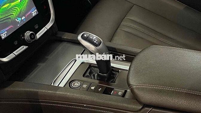 Vinfast Lux SA2.0 2020 Plus