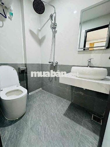 Đống Đa -35m x 5 Tầng - Thang Máy -Mới Koong