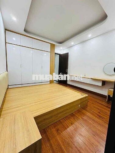 Đống Đa -35m x 5 Tầng - Thang Máy -Mới Koong