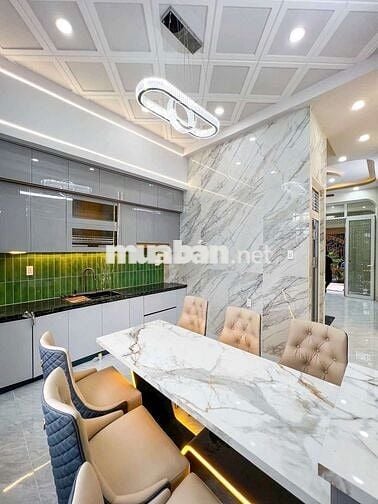 NHÀ 2 LẦU XÂY MỚI - HẺM 137 HOÀNG QUỐC VIỆT