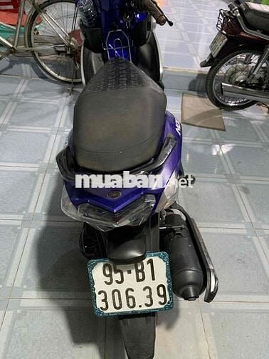 Yamaha Nouvo 6 FI xanh bạc