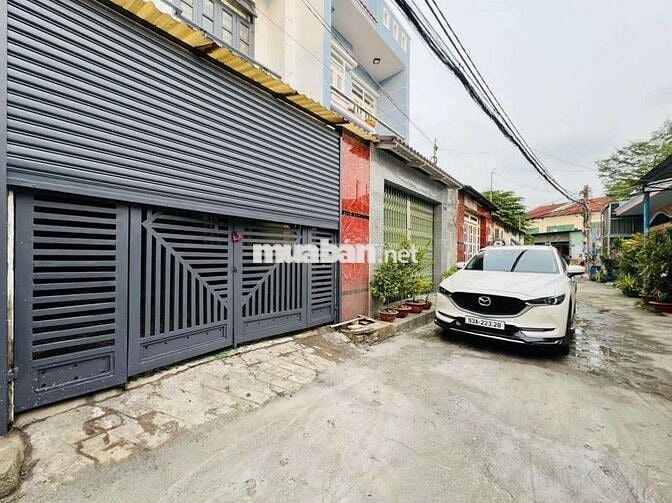 Nhà đẹp cho thuê 1 trệt 2 lầu, dt 5×16 có 4pn,4wc. Hẻm xe tải