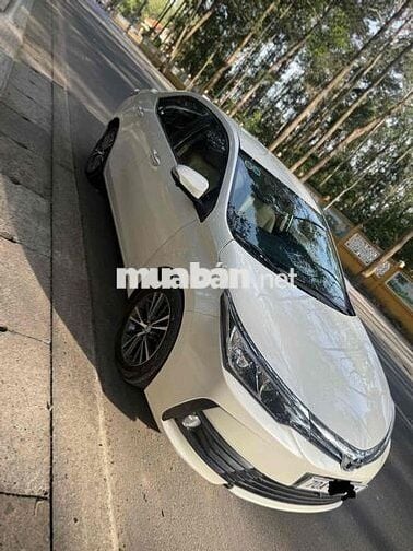 Toyota Corolla Altis 2018 2.0 CVT-i - 80000 km