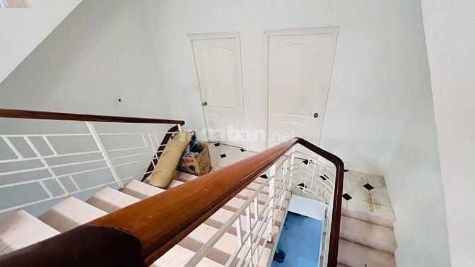 🏠 Bán nhà 6PN gần sân bay Tân Sơn Nhất – Vị trí đắc địa, giá tốt cho 