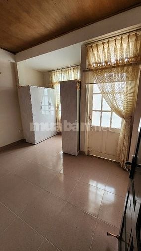 -Bán nhà hẻm sau lưng bánh mì Bon Bon góc Phan Đình Phùng Nguyễn Lương