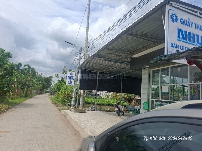 Nhà bán 700tr thổ cư 100% . Dt 178m . Cách Nhà Thờ Cái Mơn Lớn 2km 