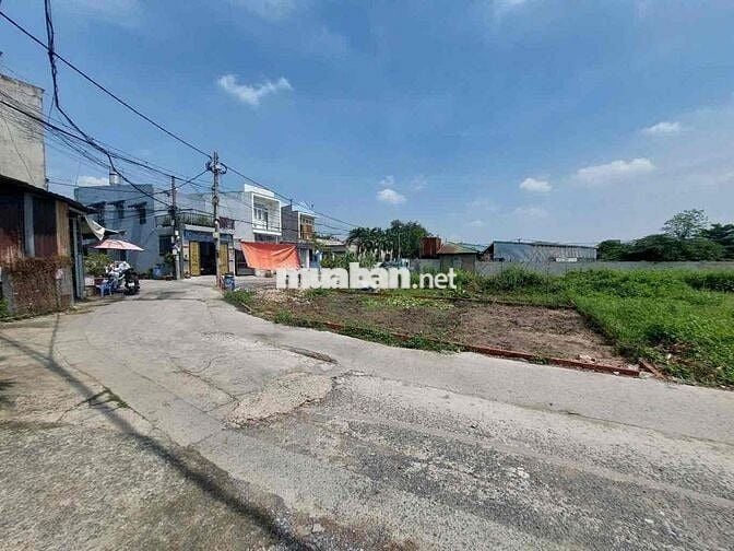 🔥 LÔ ĐẤT GÓC 2 MT – GIÁ SIÊU RẺ 📍 Cách MT Bùi Công Trừng chỉ 100m – Đô