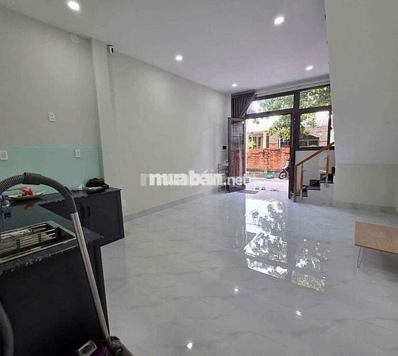 Nhà nguyên căn xây mới có 3 phòng ngủ riêng biệt 3WC Ngay Phần Mêm Q12