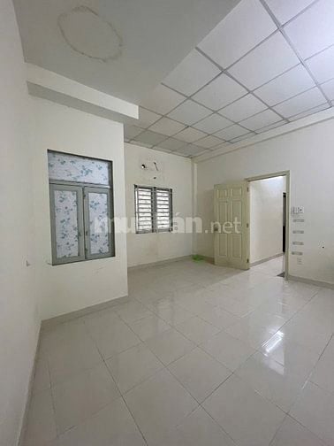 80m2! Bán nhà 2 tầng HXH 6m Nguyễn Thái Sơn, P5. Emart Phan Văn Trị.