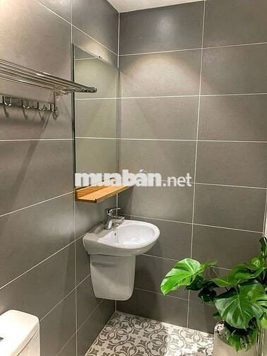 CHO THUÊ PHÒNG CÓ GÁC BAN CÔNG FULL NỘI THẤT HẺM OTO NGAY TRUNG TÂM Q3