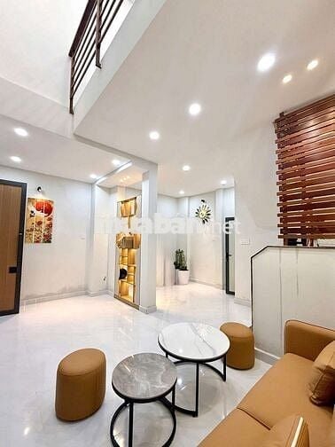 HXH 2 Mặt Tiền 5 tầng Ngang 5,6m Sổ Đẹp Chủ Bao Sang Tên