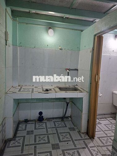 Phòng trọ 12m3 đường Bùi Quang Là