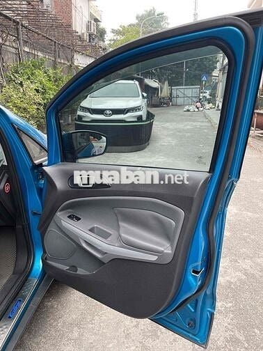 Ford EcoSport 2016 Titanium 1.5L AT - 130235 km