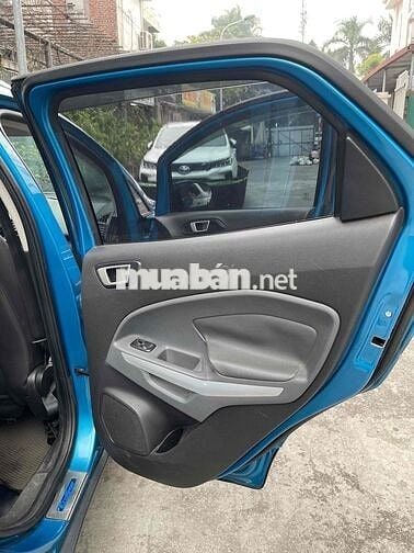 Ford EcoSport 2016 Titanium 1.5L AT - 130235 km