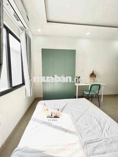 PHÒNG MỚI XÂY CÓ BAN CÔNG CỬA SỔ P6 G Ò VẤP