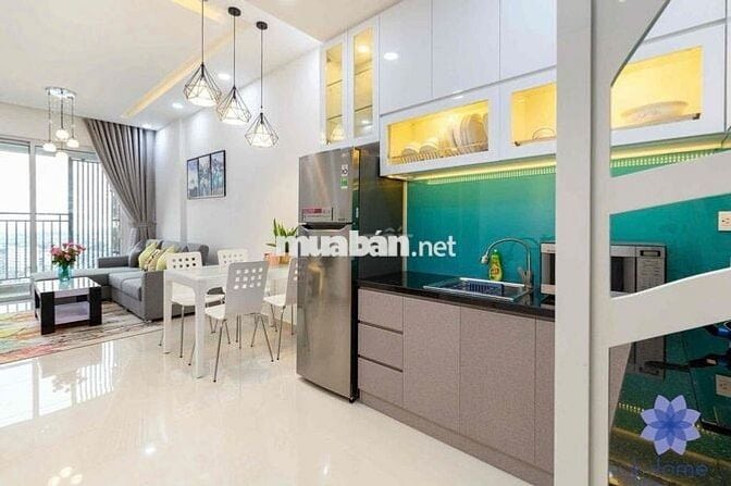 Ở ngay 2PN/2WC đầy đủ nội thất tầng cao thoáng Golden Mansion