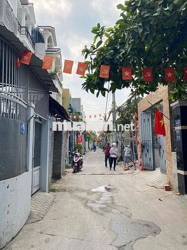 Kẹt tiền bán nhà đẹp hẻm xe hơi đường 48 HBC. DT 66m2, sàn 117.15m2