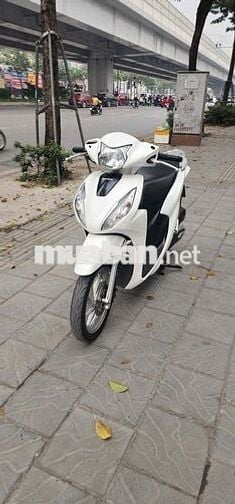 Honda Vision 2020 màu Trắng