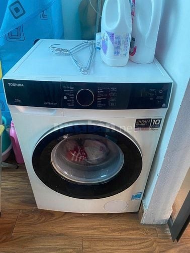 Cho thuê nhà trong khuôn viên biệt thự Pháp cổ mặt phố TRẦN QUỐC TOẢN