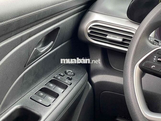 Hyundai Stargazer 2025 Tiêu chuẩn 1.5 AT 2 vạn km