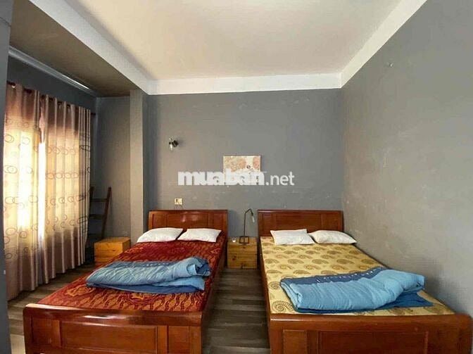 Nhà thuê phù hợp vp , mới sạch sẽ