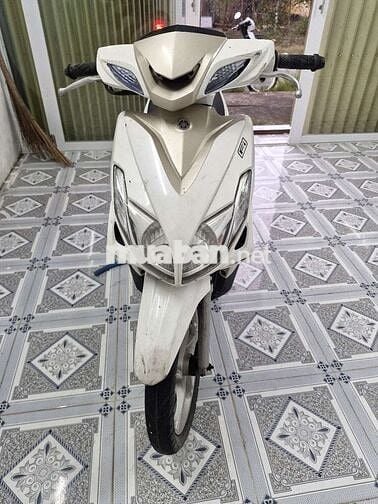 CẦN BÁN XE ĐỂ ĐỔI XE MỚI