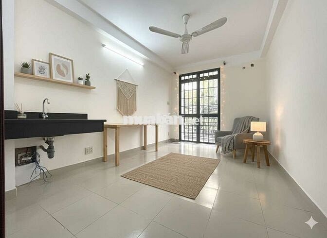 🌅🌄Nhà hẻm Hoàng Sa, 3PN + 5WC + sân thượng