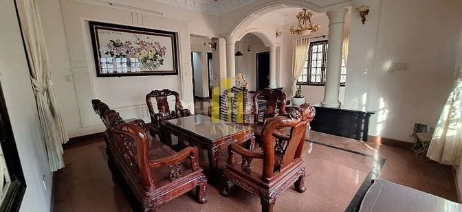 Cho Thuê Căn Biệt Thự 8 Phòng - Nguyễn Văn Hưởng - Giá 115 Triệu