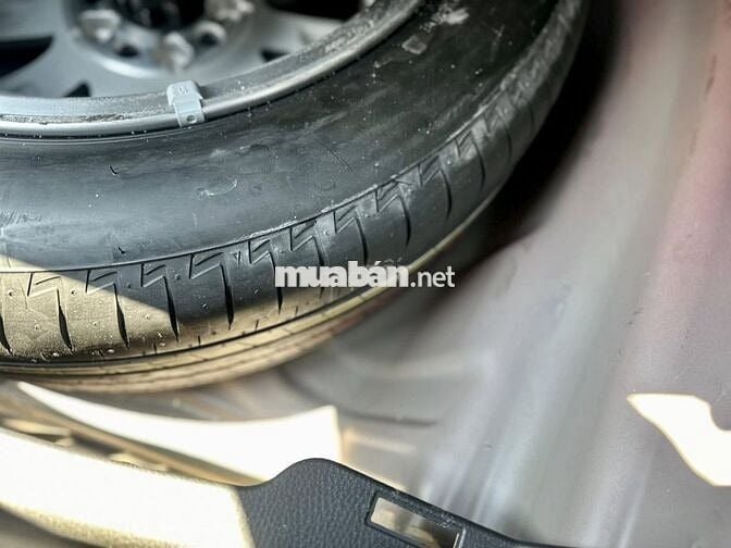 Toyota Camry 2020 2.0G - siêu lướt 24,000 Km.