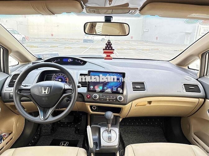 Honda Civic lăn bánh 2010 1.8 AT chuẩn gia đình
